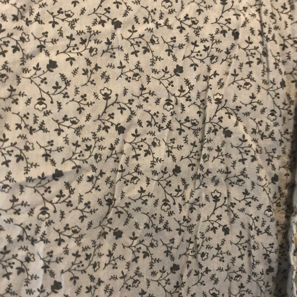 Flower Button Down - Picture 2 of 4